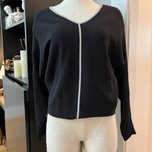 Premise Women's Black Knit V-Neck Sweater Silver Metallic Trim Size Medium